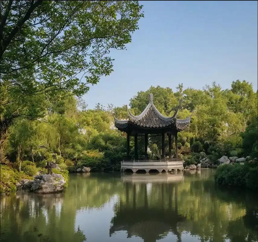 长沙芙蓉迎曼餐饮有限公司